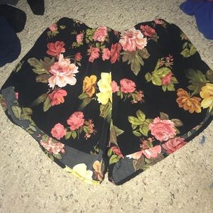 Flower shorts